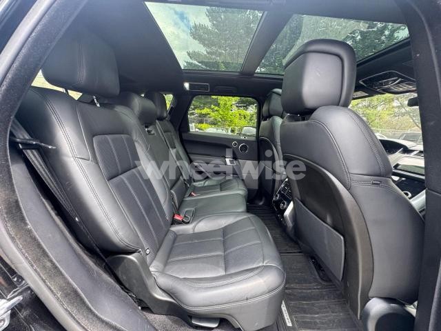 Photo 2 of 2020 LAND ROVER RANGE ROVER SPORT HSE (VIN SALWR2SU7LA712671)