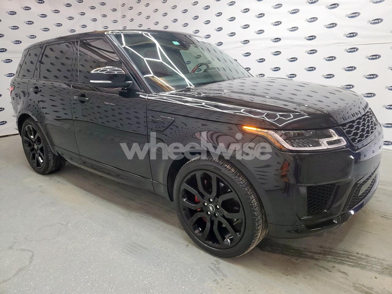 Photo 4 of 2022 LAND ROVER RANGE ROVER SPORT HSE SILVER EDITION (VIN SALWR2SU7NA228485)