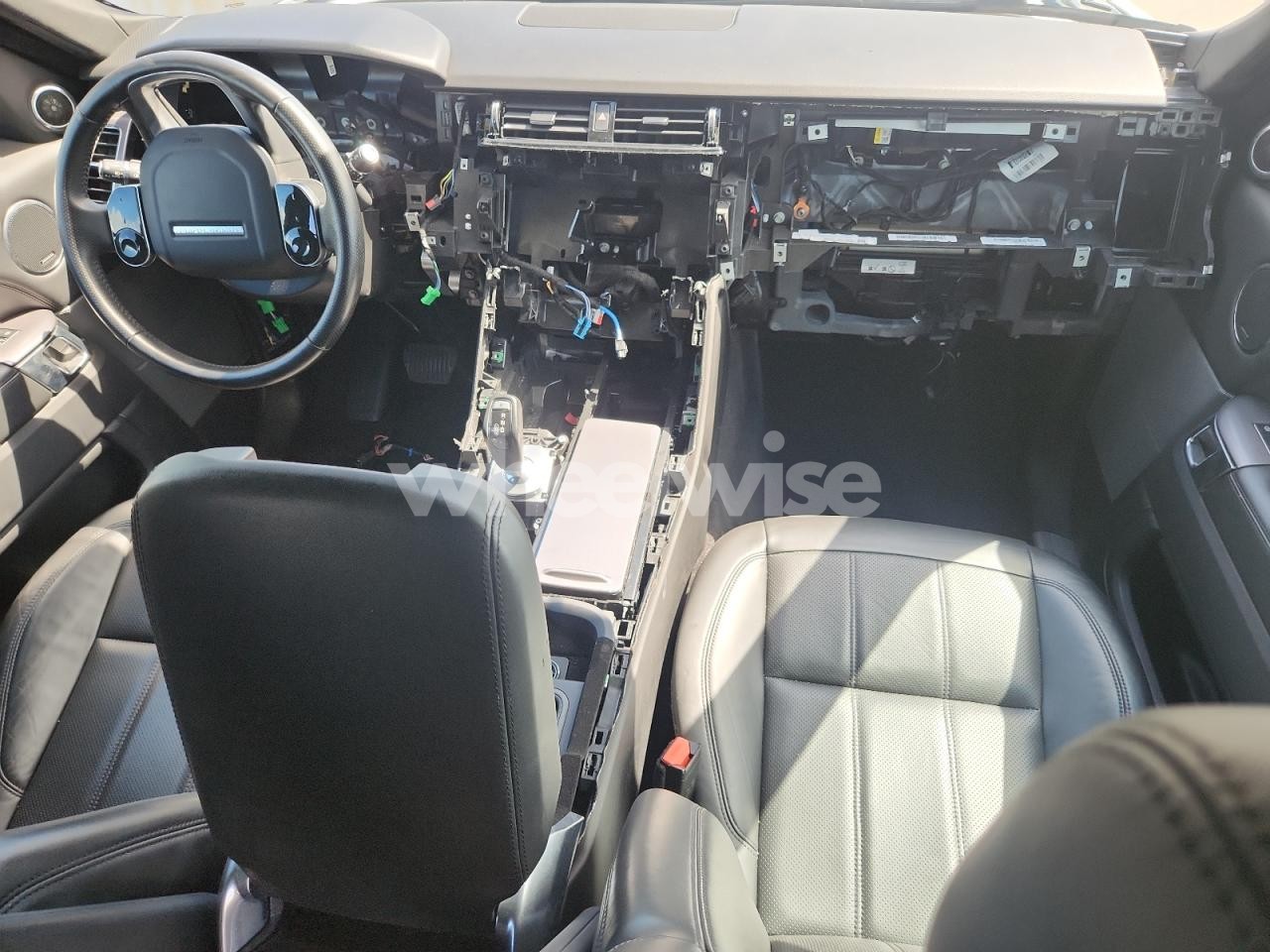 Photo 8 of 2020 LAND ROVER RANGE ROVER SPORT HSE (VIN SALWR2SUXLA723003)