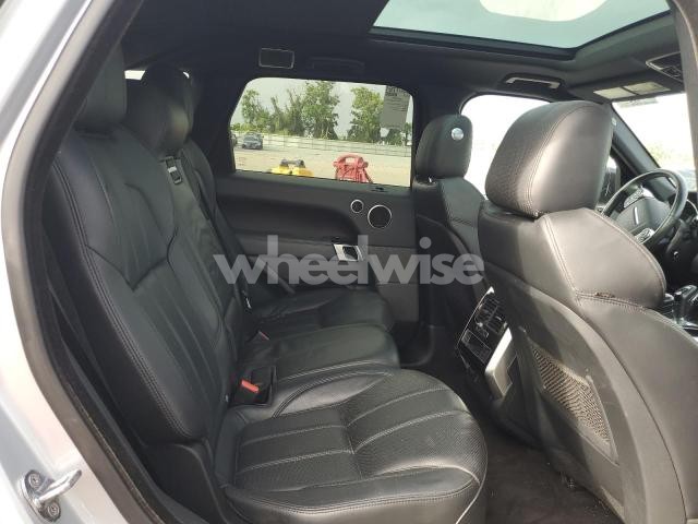 Photo 4 of 2015 LAND ROVER RANGE ROVER SPORT HSE (VIN SALWR2VF1FA540185)