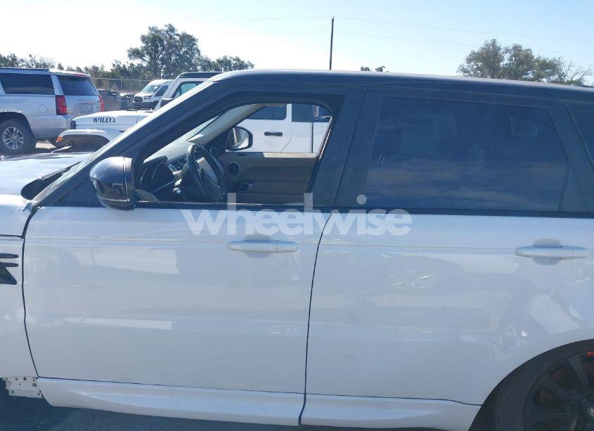 Photo 15 of 2015 Land Rover RANGE ROVER SPORT 3.0L V6 SUPERCHARGED HSE (VIN SALWR2VF2FA520057)