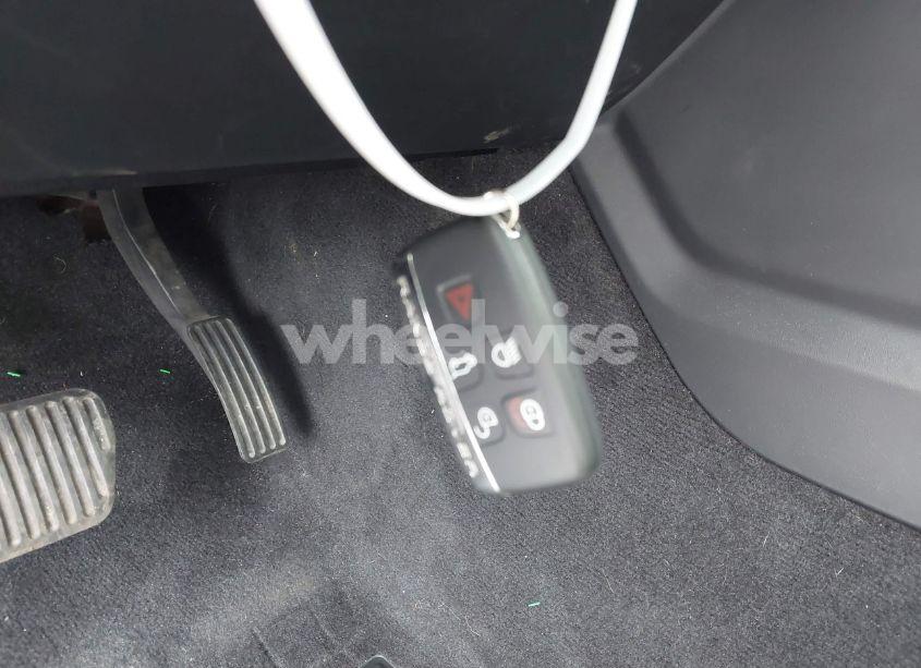 Photo 11 of 2015 Land Rover RANGE ROVER SPORT 3.0L V6 SUPERCHARGED HSE (VIN SALWR2VF2FA625097)