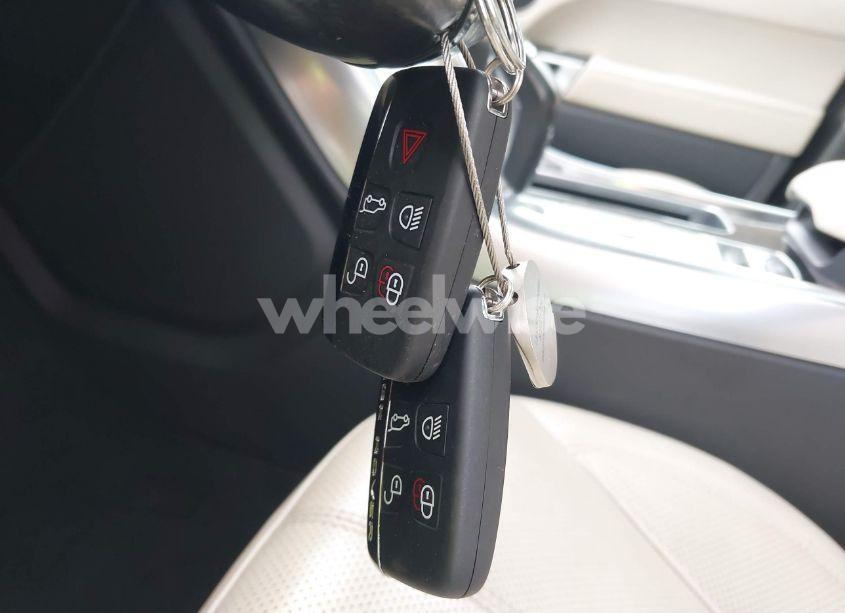 Photo 11 of 2016 Land Rover RANGE ROVER SPORT 3.0L V6 SUPERCHARGED HSE (VIN SALWR2VF2GA556803)