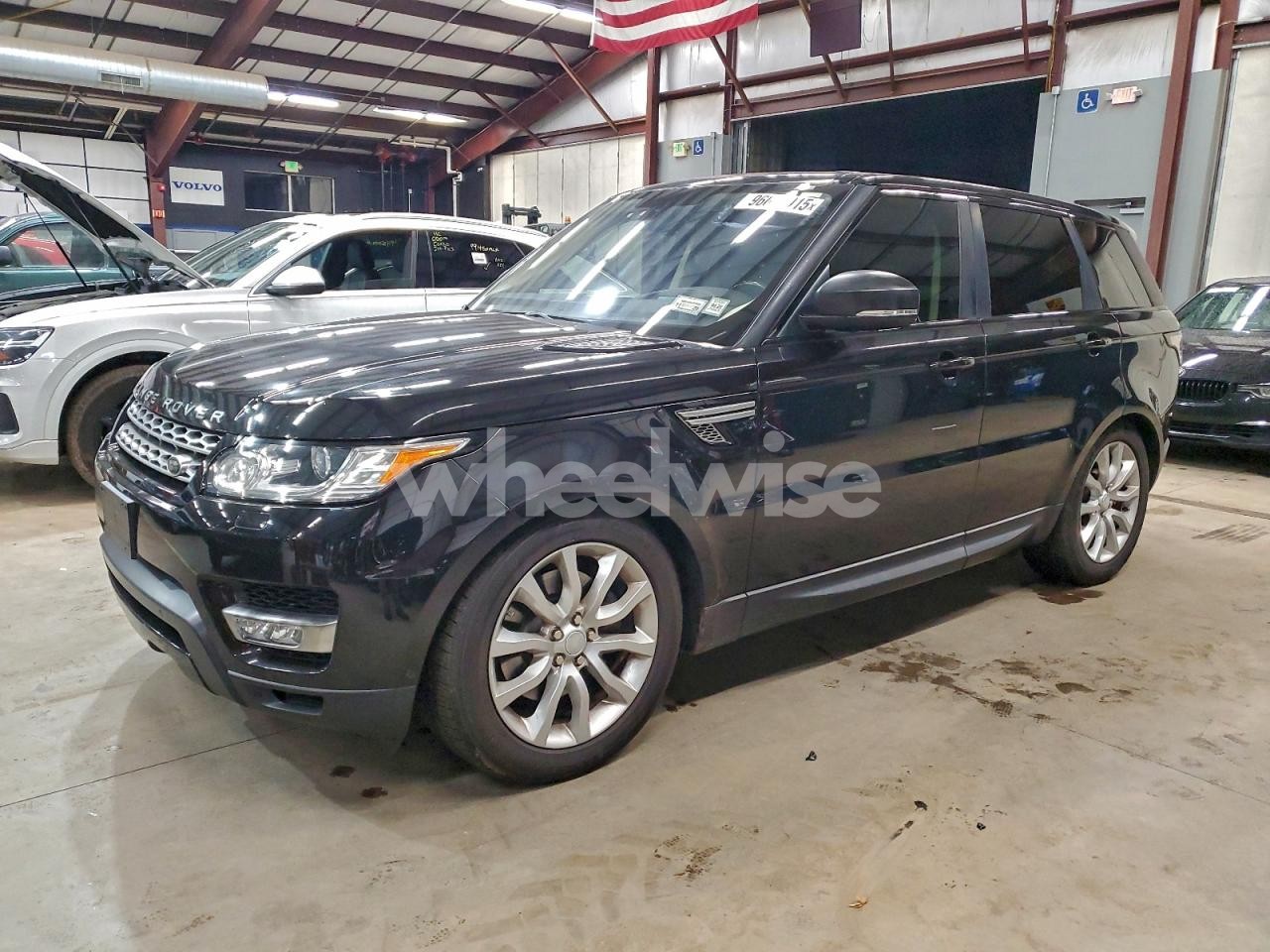 2016 LAND ROVER RANGE ROVER SPORT HSE (VIN SALWR2VF8GA635702) main photo