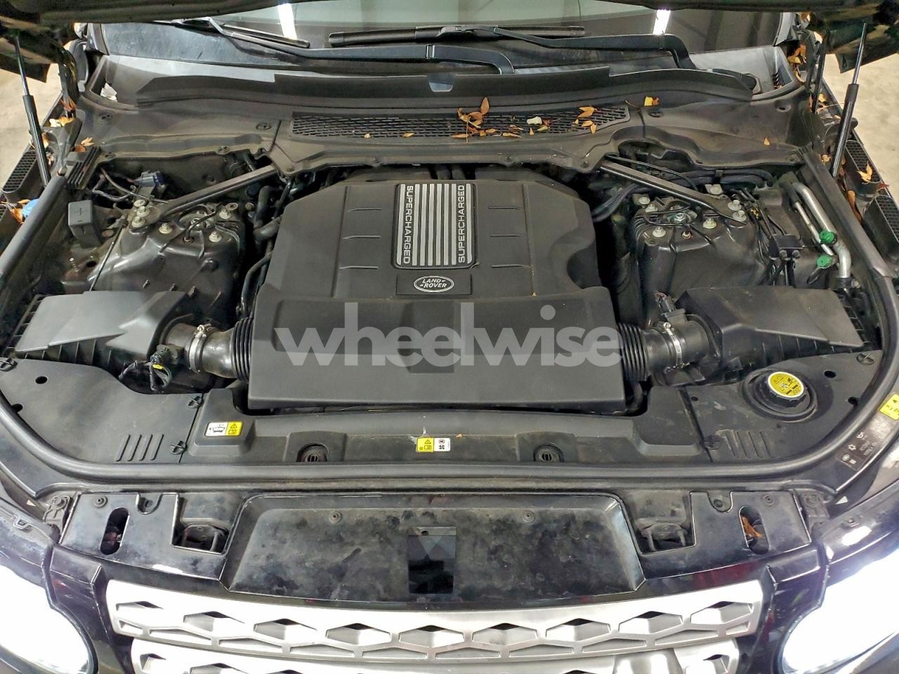 Photo 12 of 2016 LAND ROVER RANGE ROVER SPORT HSE (VIN SALWR2VF8GA635702)