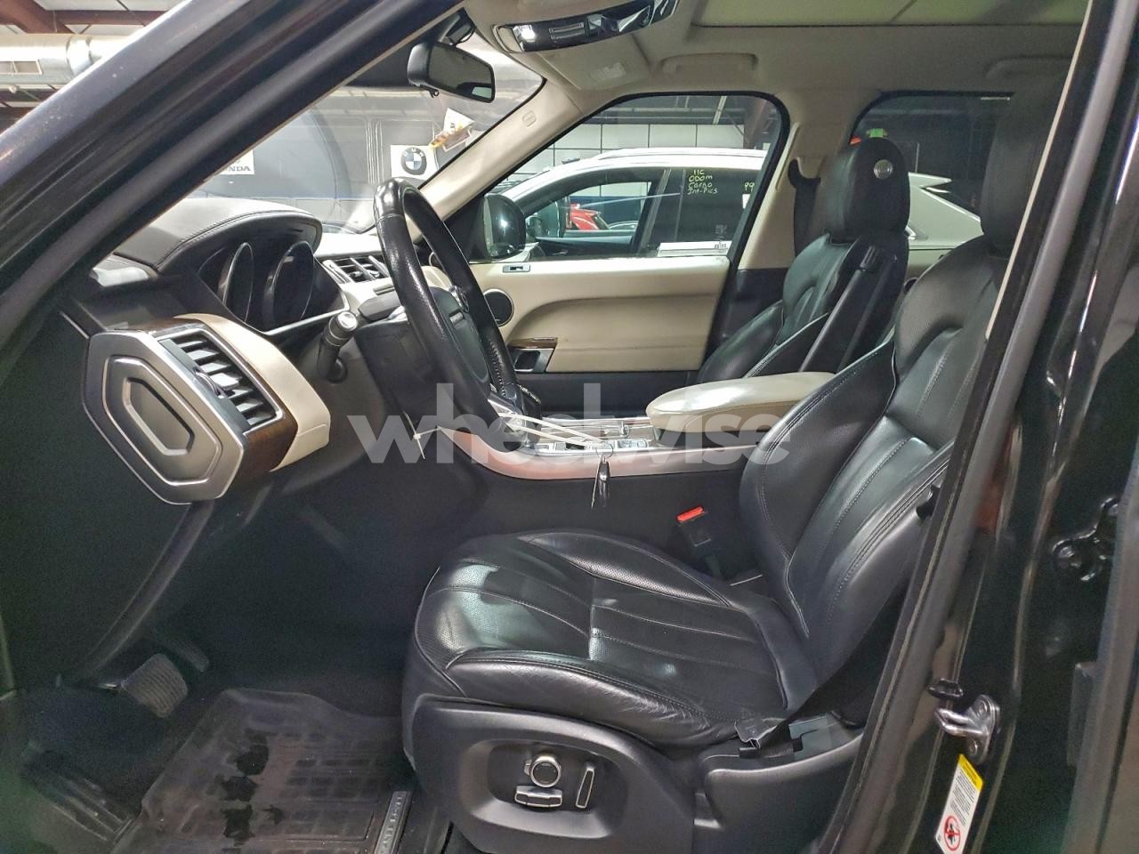 Photo 7 of 2016 LAND ROVER RANGE ROVER SPORT HSE (VIN SALWR2VF8GA635702)