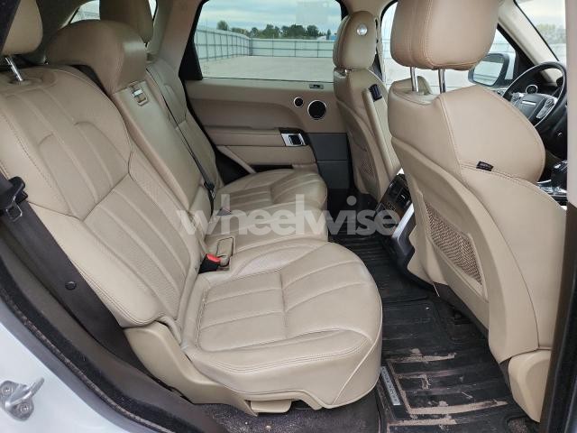 Photo 4 of 2016 LAND ROVER RANGE ROVER SPORT HSE (VIN SALWR2VF9GA582878)