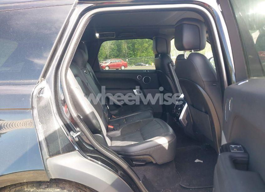 Photo 8 of 2021 Land Rover RANGE ROVER SPORT HST MHEV (VIN SALWS2RU8MA795751)