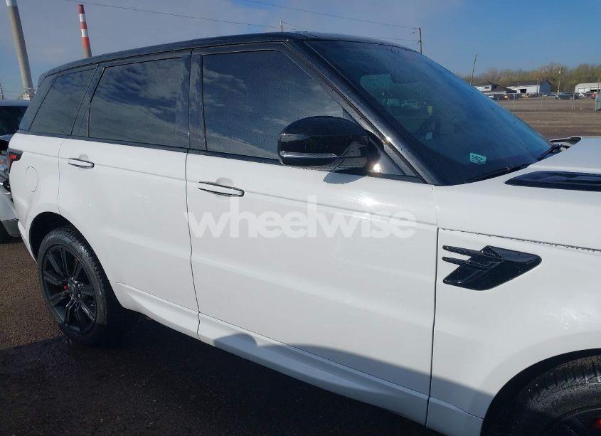 Photo 13 of 2022 Land Rover RANGE ROVER SPORT HST MHEV (VIN SALWS2RUXNA207365)