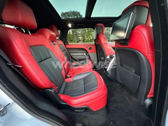 Photo 4 of 2019 LAND ROVER RANGE ROVER SPORT HSE DYNAMIC N/A (VIN SALWV2SV0KA816387)