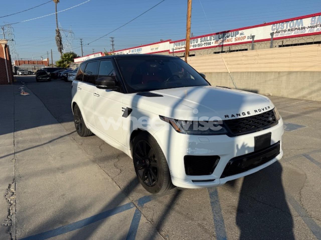 Photo 2 of 2019 LAND RANGE ROVER SPORT HSE DYNAMIC (VIN SALWV2SV0KA839930)