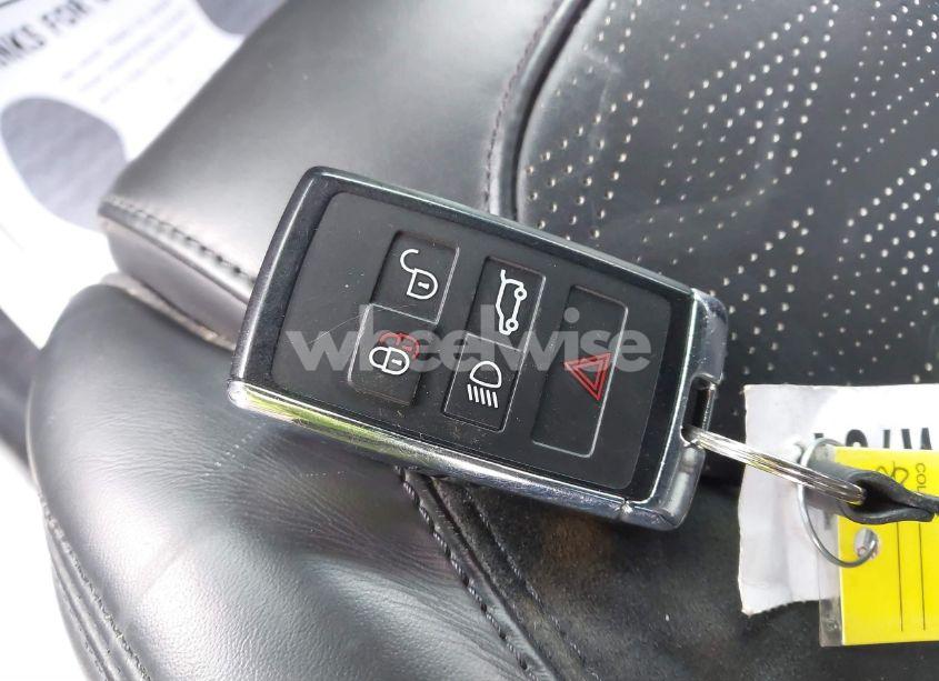 Photo 11 of 2019 Land Rover RANGE ROVER SPORT SVR (VIN SALWZ2SE6KA845929)