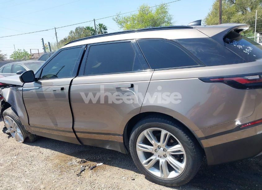 Photo 15 of 2019 Land Rover RANGE ROVER VELAR D180 S (VIN SALYB2EN1KA224042)