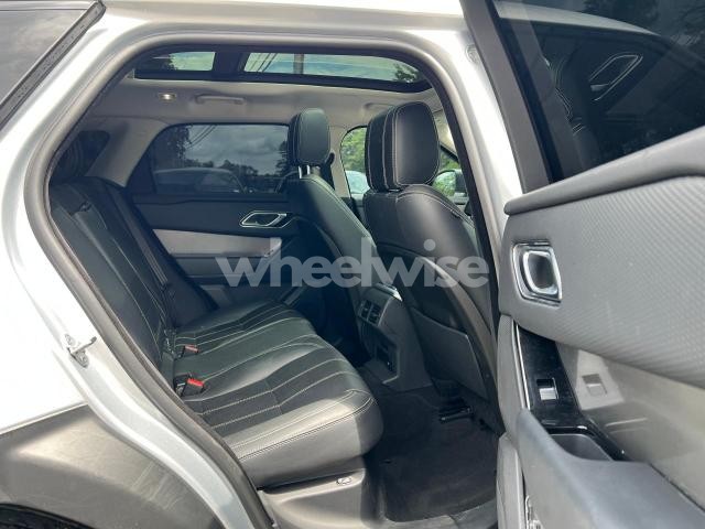 Photo 2 of 2019 LAND ROVER RANGE ROVER VELAR S N/A (VIN SALYB2EV9KA793415)