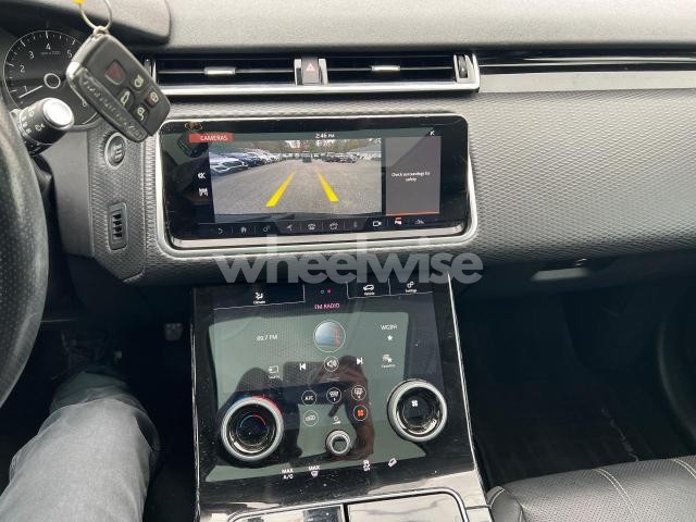 Photo 5 of 2020 LAND ROVER RANGE ROVER VELAR S N/A (VIN SALYB2EX1LA258677)