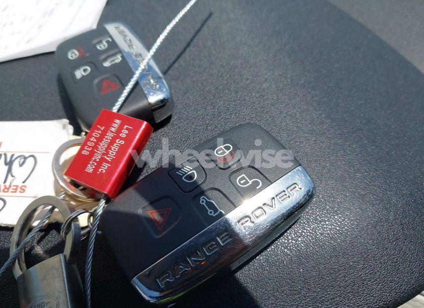 Photo 11 of 2019 Land Rover RANGE ROVER VELAR P250 S (VIN SALYB2EX2KA783830)