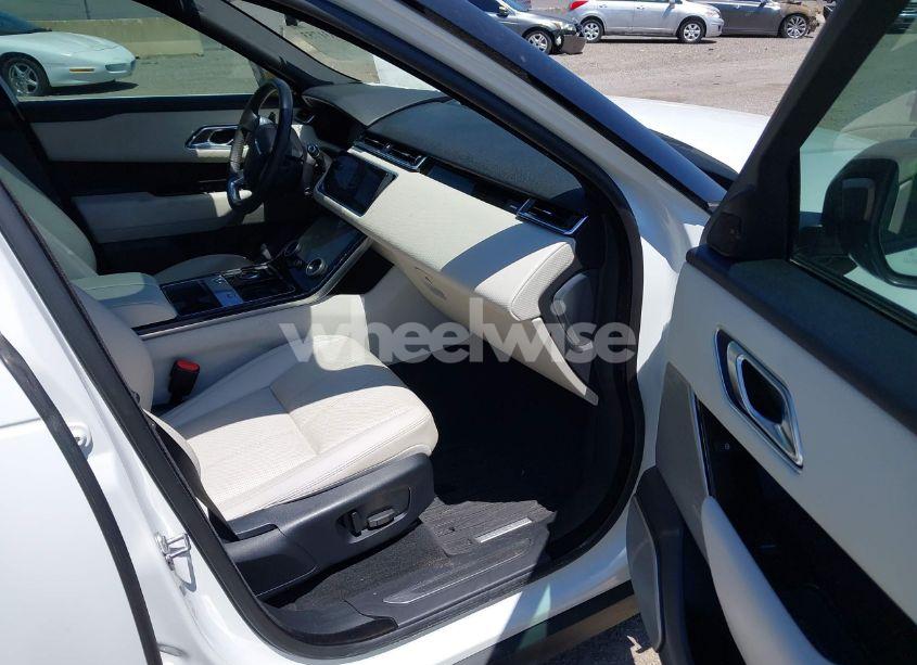 Photo 5 of 2019 Land Rover RANGE ROVER VELAR P250 S (VIN SALYB2EX2KA783830)