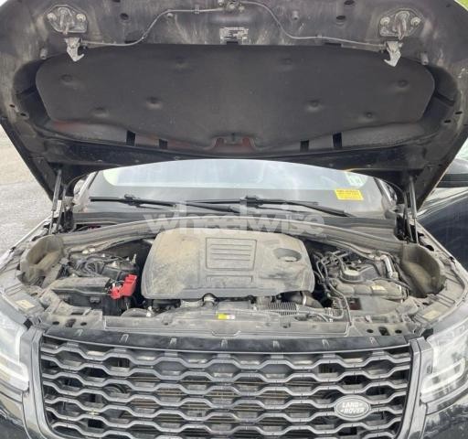 Photo 3 of 2019 LAND ROVER RANGE ROVER VELAR S N/A (VIN SALYB2EX4KA798720)