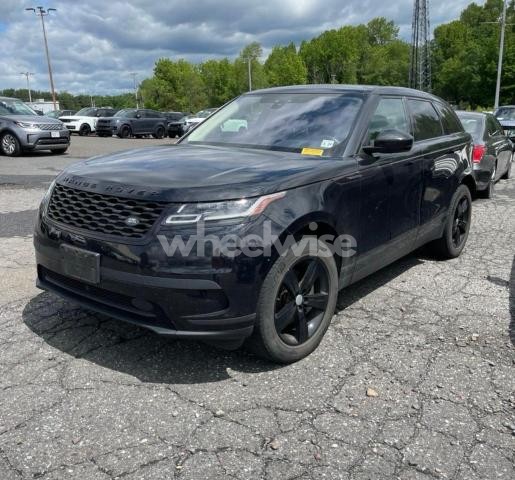 Photo 4 of 2019 LAND ROVER RANGE ROVER VELAR S N/A (VIN SALYB2EX4KA798720)