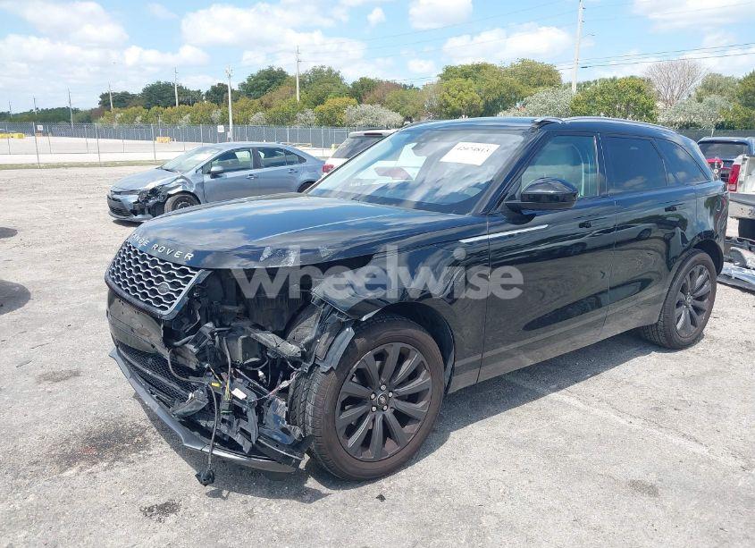 Photo 2 of 2019 Land Rover RANGE ROVER VELAR P250 S (VIN SALYB2EX7KA210115)