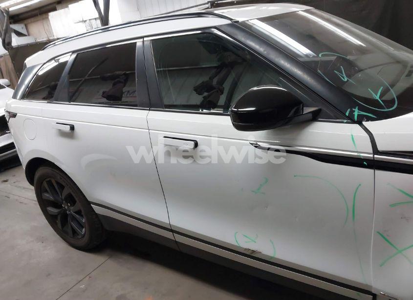 Photo 14 of 2019 Land Rover RANGE ROVER VELAR P250 S (VIN SALYB2EX7KA781572)