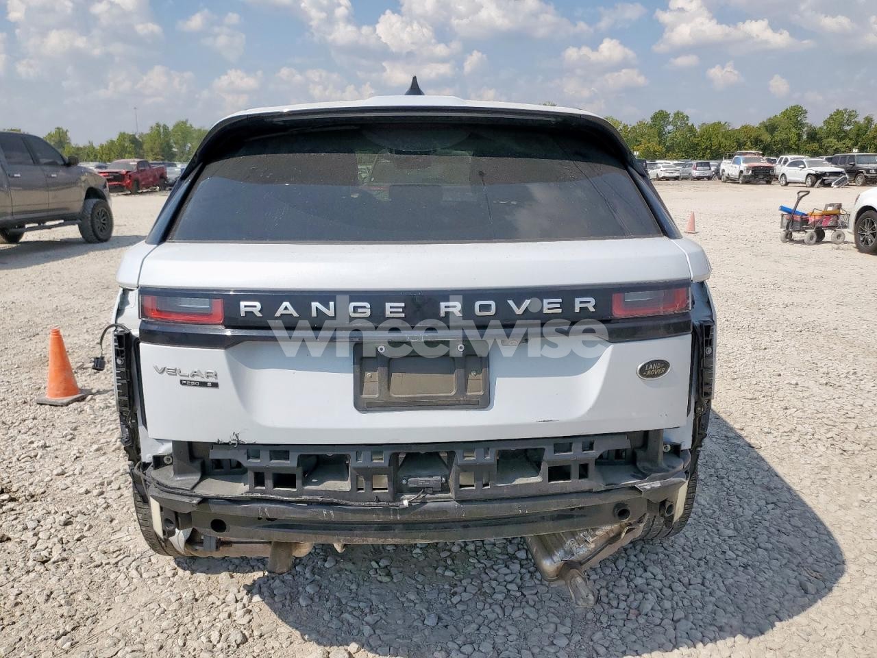 Photo 6 of 2020 LAND ROVER RANGE ROVER VELAR S (VIN SALYB2EX8LA239446)