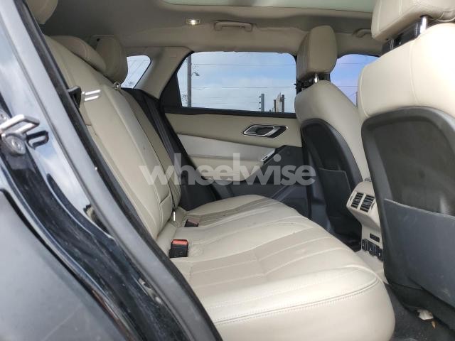 Photo 9 of 2019 LAND ROVER RANGE ROVER VELAR S N/A (VIN SALYB2FV1KA220622)