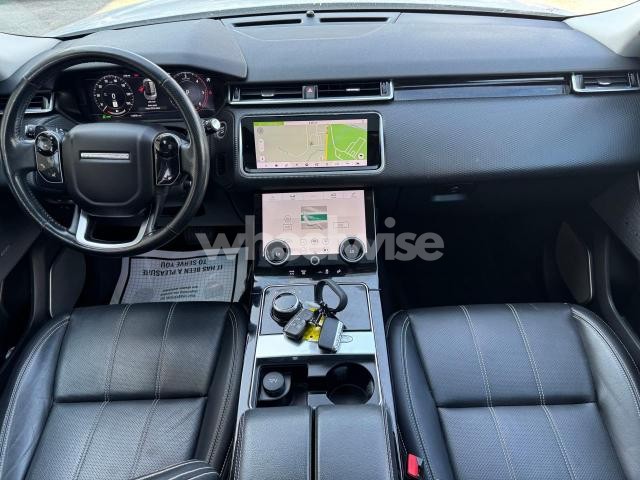Photo 14 of 2018 LAND ROVER RANGE ROVER VELAR S N/A (VIN SALYB2RN0JA733550)