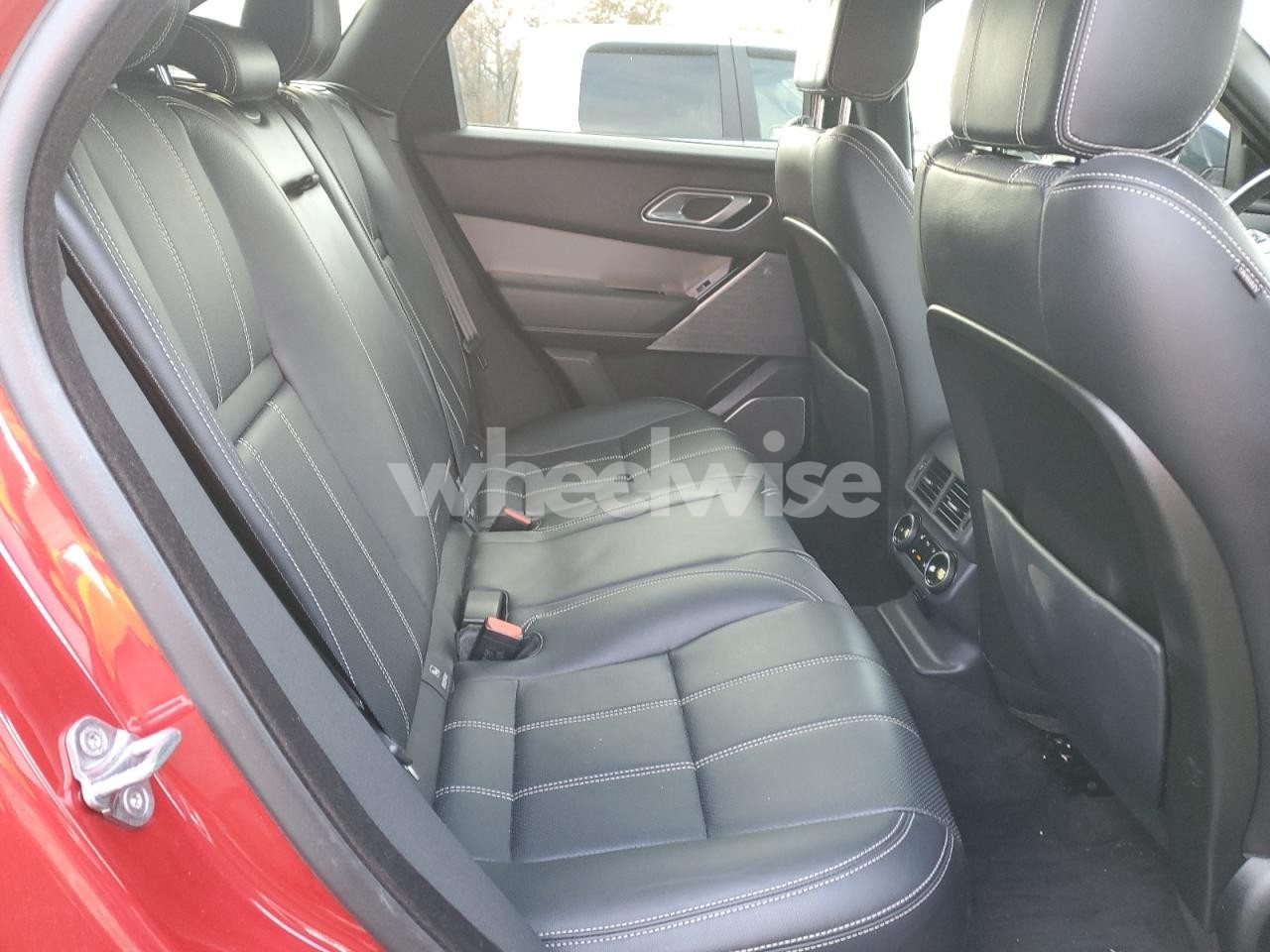 Photo 11 of 2018 LAND ROVER RANGE ROVER VELAR S (VIN SALYB2RX1JA732067)