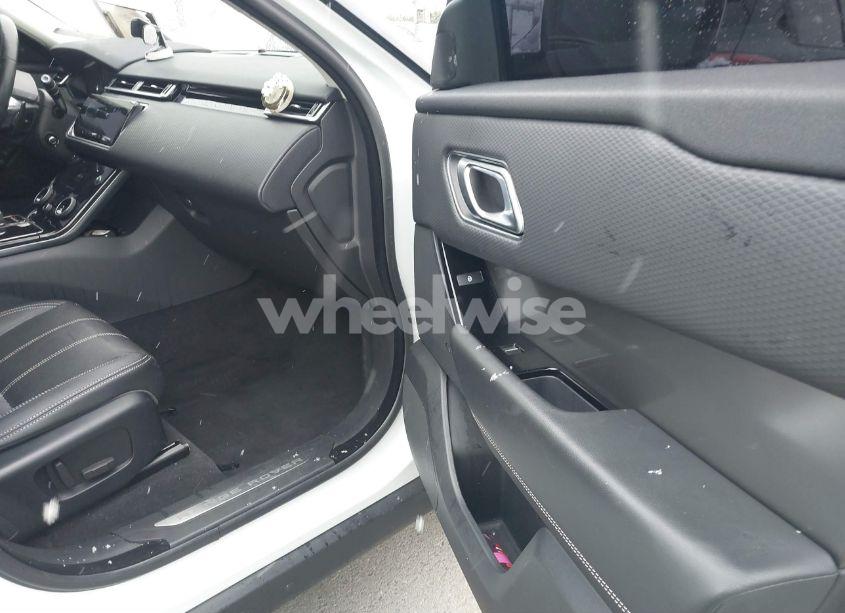 Photo 5 of 2018 Land Rover RANGE ROVER VELAR P250 S (VIN SALYB2RX5JA722934)