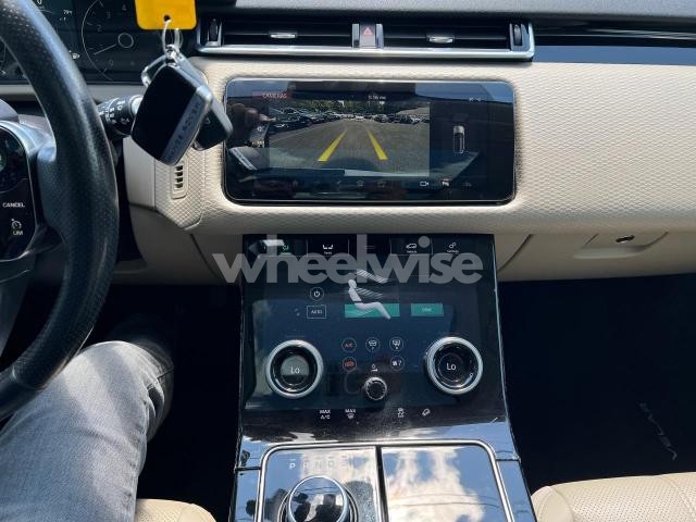 Photo 4 of 2018 LAND ROVER RANGE ROVER VELAR S N/A (VIN SALYB2RX6JA712414)