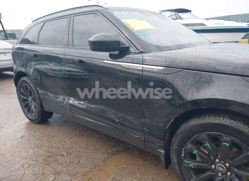 Photo 6 of 2018 Land Rover RANGE ROVER VELAR P250 S (VIN SALYB2RXXJA732648)