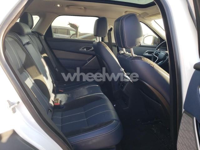 Photo 11 of 2021 LAND ROVER RANGE ROVER VELAR S N/A (VIN SALYJ2EX6MA306291)