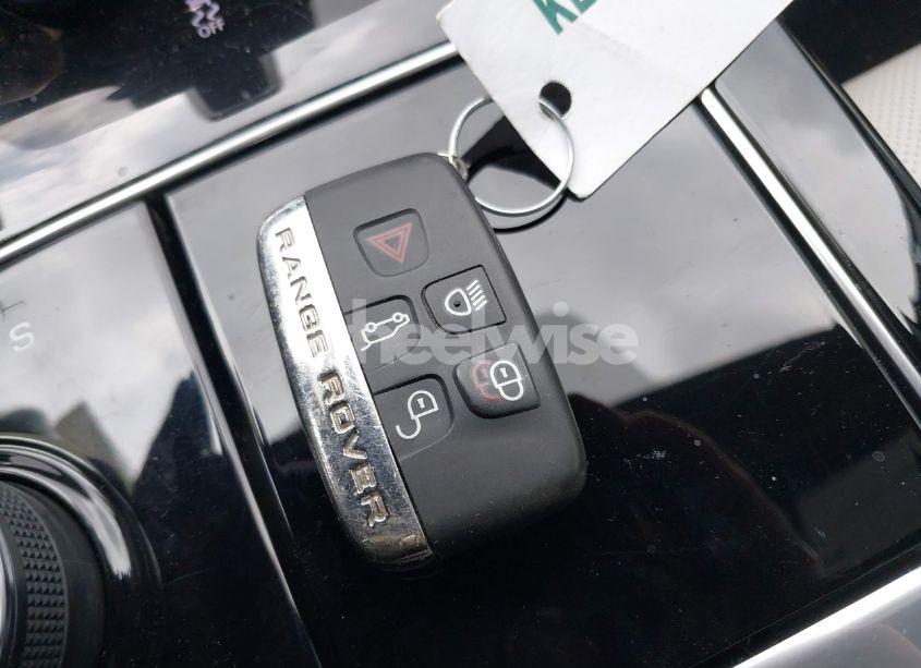 Photo 11 of 2020 Land Rover RANGE ROVER VELAR P250 R-DYNAMIC S (VIN SALYK2EX5LA242336)