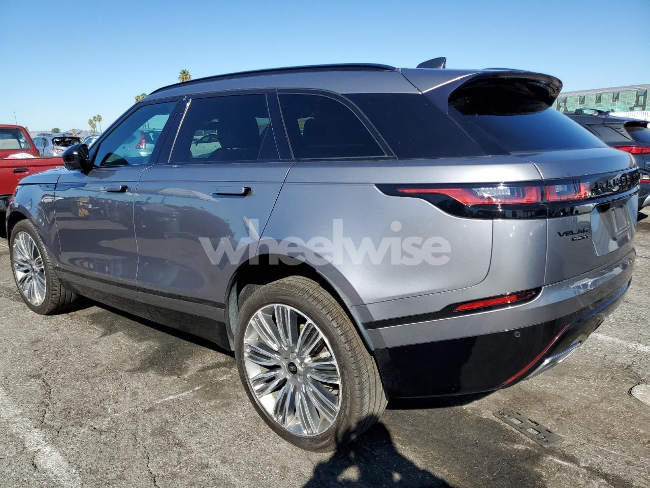 Photo 2 of 2020 LAND ROVER RANGE ROVER VELAR R-DYNAMIC S (VIN SALYK2FV7LA290059)