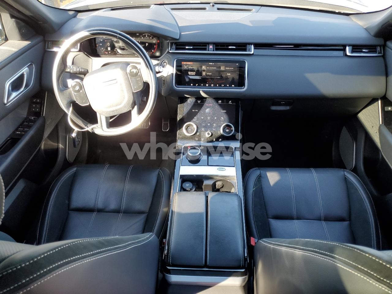 Photo 8 of 2020 LAND ROVER RANGE ROVER VELAR R-DYNAMIC S (VIN SALYK2FV7LA290059)