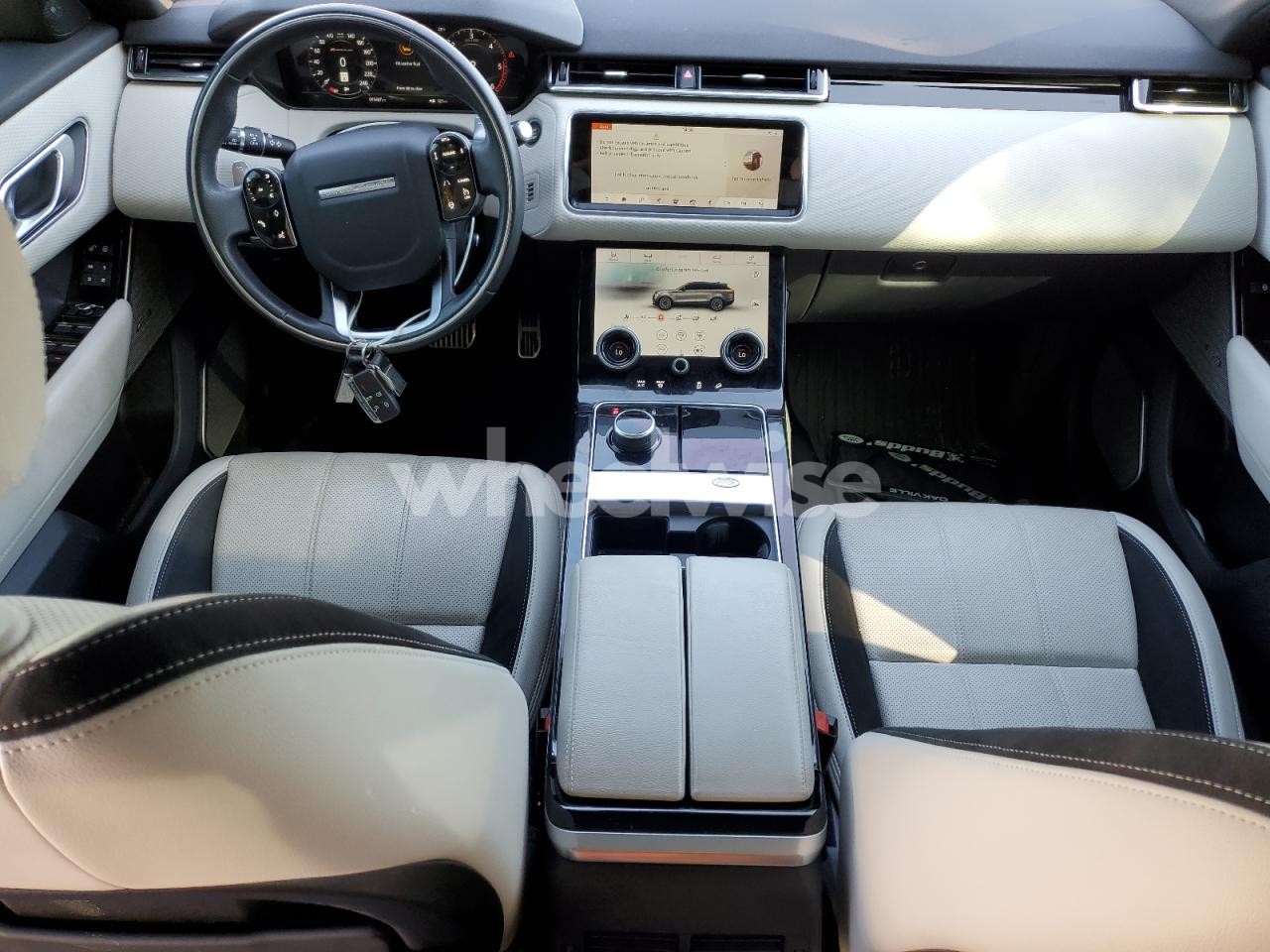 Photo 8 of 2019 LAND ROVER RANGE ROVER VELAR R-DYNAMIC SE N/A (VIN SALYL2EN6KA227502)