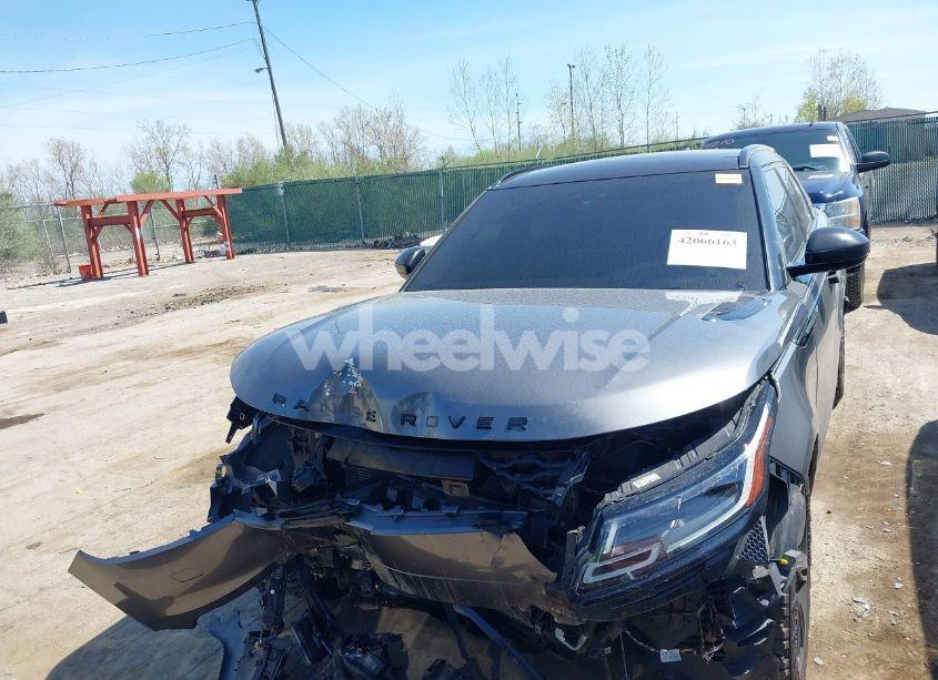 Photo 12 of 2019 Land Rover RANGE ROVER VELAR (VIN SALYL2EV0KA791498)