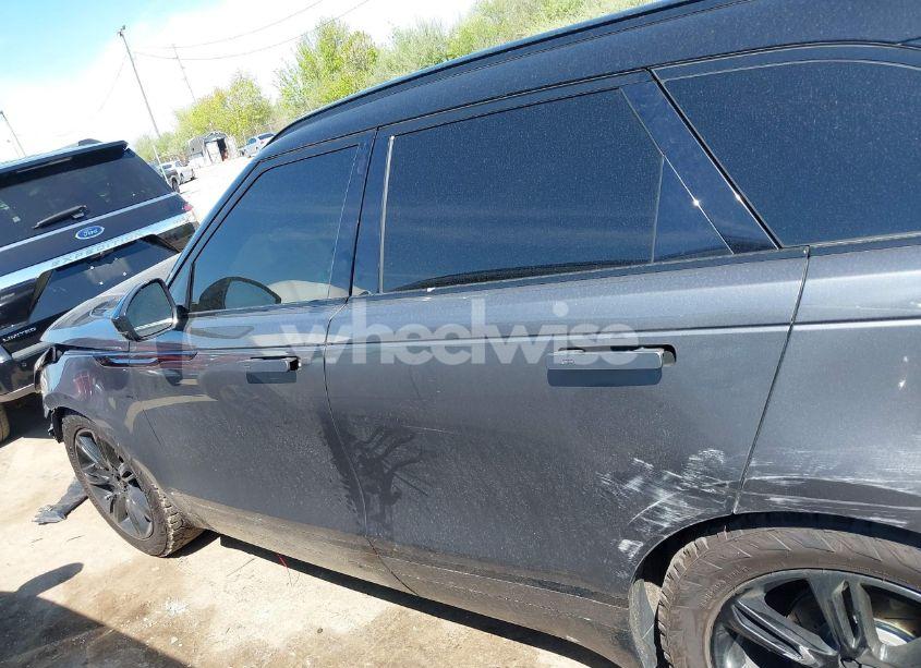 Photo 14 of 2019 Land Rover RANGE ROVER VELAR (VIN SALYL2EV0KA791498)