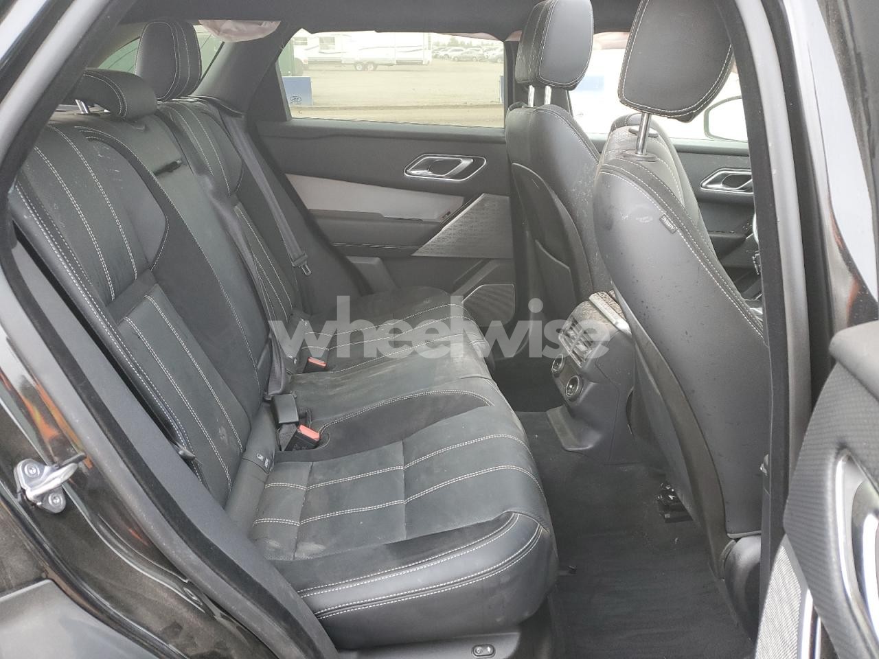 Photo 11 of 2019 LAND ROVER RANGE ROVER VELAR R-DYNAMIC SE N/A (VIN SALYL2EX2KA236361)