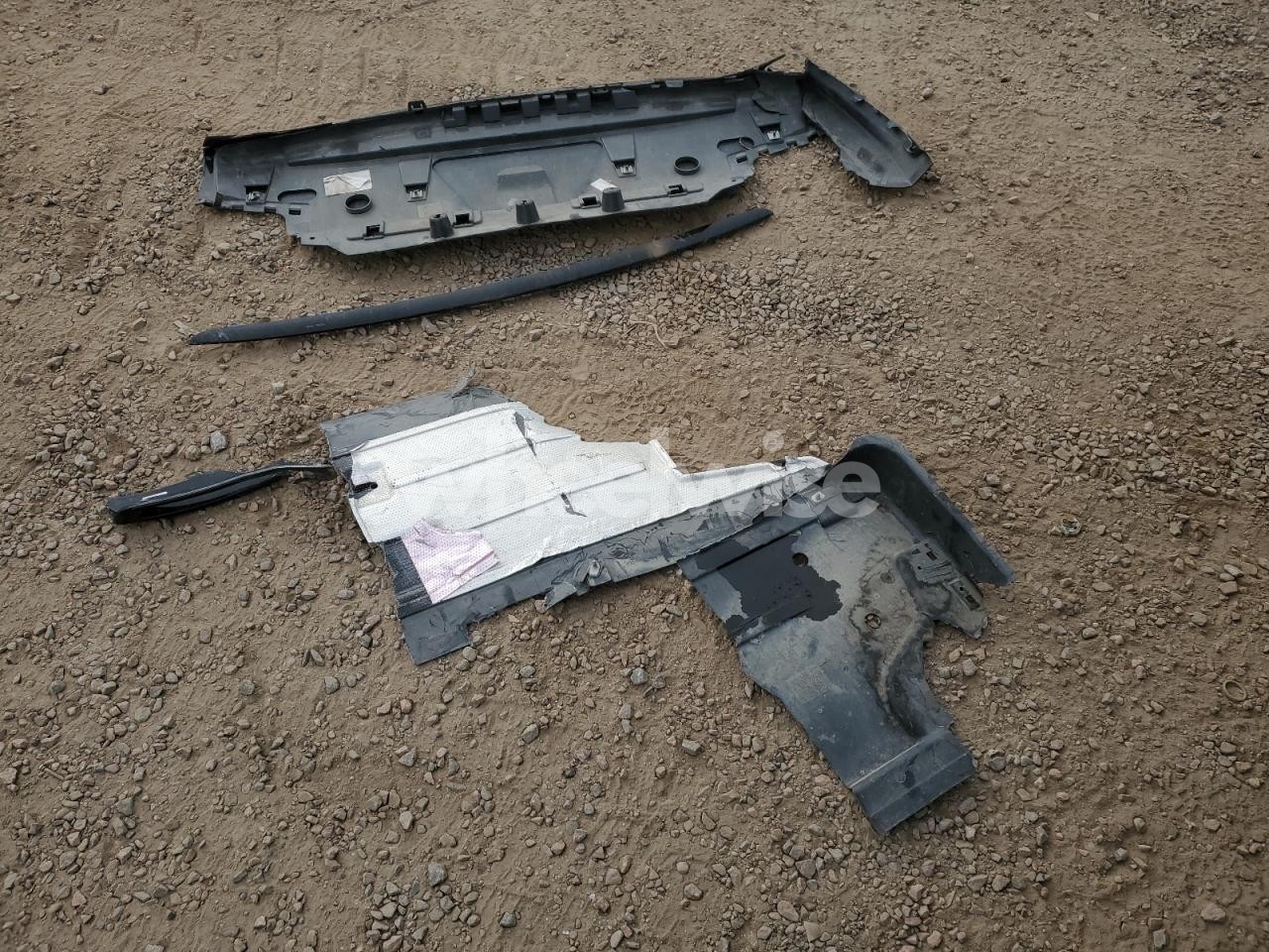 Photo 13 of 2019 LAND ROVER RANGE ROVER VELAR R-DYNAMIC SE N/A (VIN SALYL2EX2KA236361)