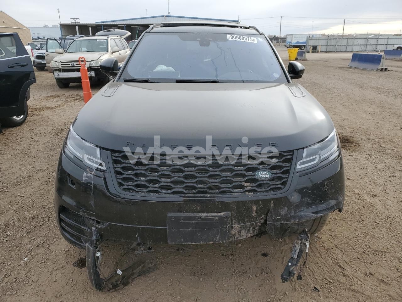 Photo 5 of 2019 LAND ROVER RANGE ROVER VELAR R-DYNAMIC SE N/A (VIN SALYL2EX2KA236361)