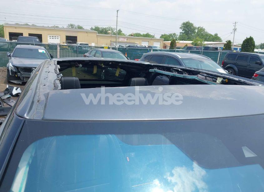 Photo 6 of 2019 Land Rover RANGE ROVER VELAR P250 R-DYNAMIC SE (VIN SALYL2EX2KA793688)