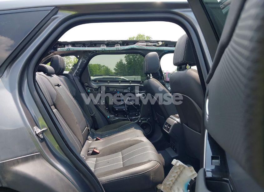 Photo 8 of 2019 Land Rover RANGE ROVER VELAR P250 R-DYNAMIC SE (VIN SALYL2EX2KA793688)