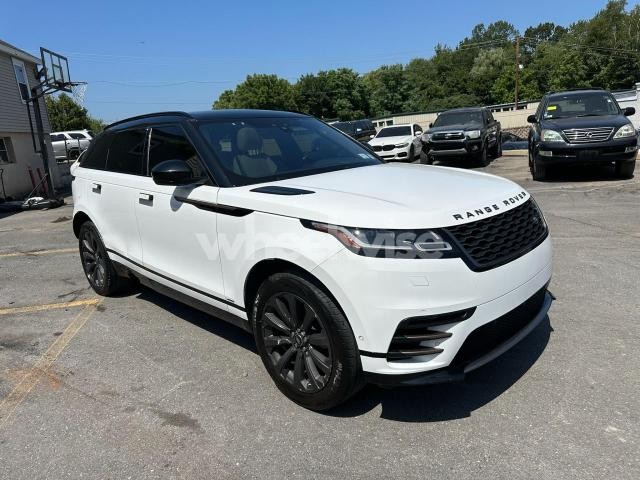 Photo 3 of 2019 LAND ROVER RANGE ROVER VELAR R-DYNAMIC SE N/A (VIN SALYL2EX8KA789614)