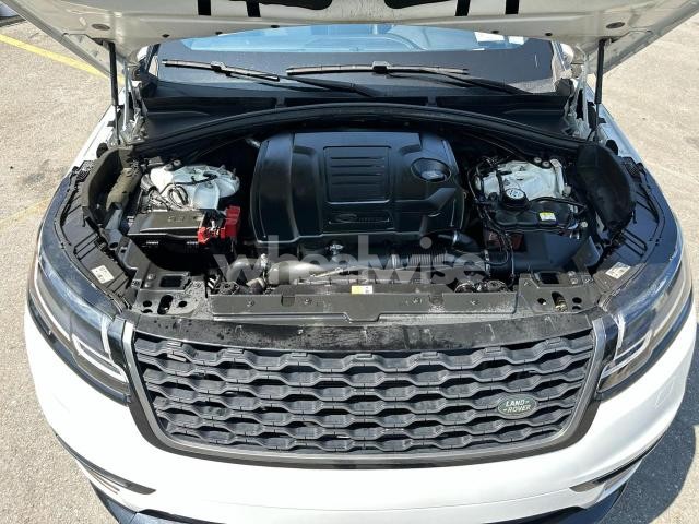 Photo 6 of 2019 LAND ROVER RANGE ROVER VELAR R-DYNAMIC SE N/A (VIN SALYL2EX8KA789614)