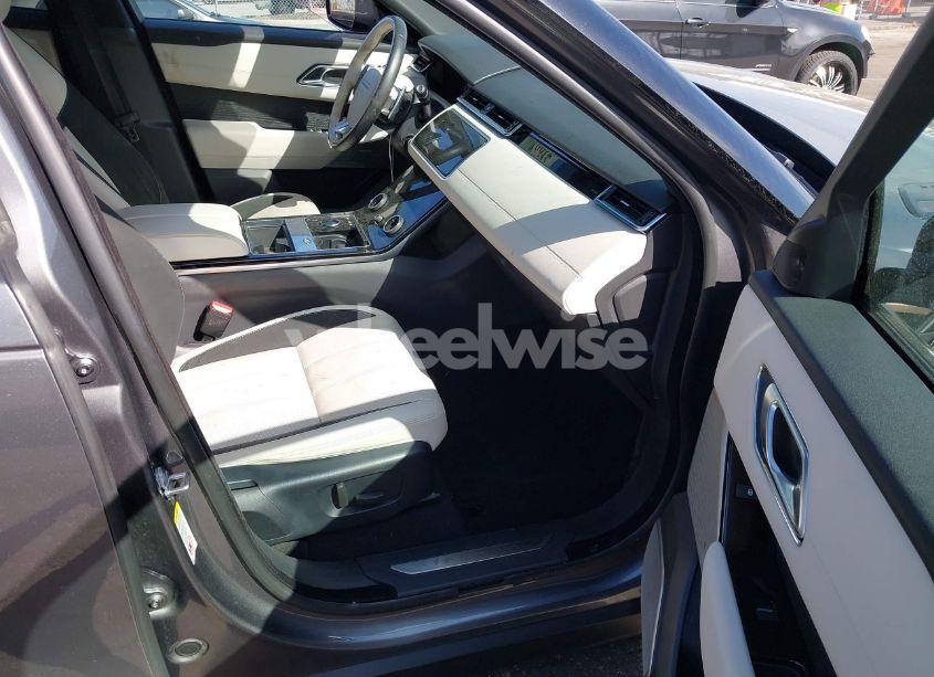 Photo 5 of 2019 Land Rover RANGE ROVER VELAR P250 R-DYNAMIC SE (VIN SALYL2EXXKA210087)