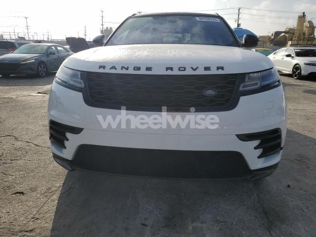 Photo 5 of 2018 LAND ROVER RANGE ROVER VELAR R-DYNAMIC SE N/A (VIN SALYL2RN1JA709853)