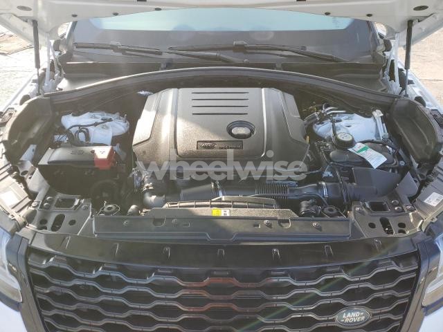 Photo 8 of 2018 LAND ROVER RANGE ROVER VELAR R-DYNAMIC SE N/A (VIN SALYL2RN1JA709853)