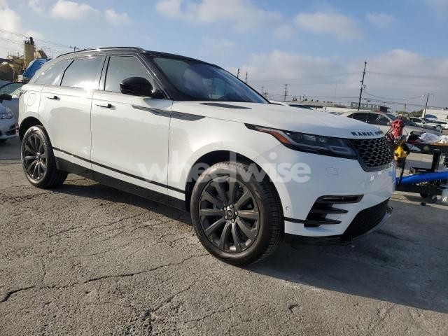 Photo 9 of 2018 LAND ROVER RANGE ROVER VELAR R-DYNAMIC SE N/A (VIN SALYL2RN1JA709853)
